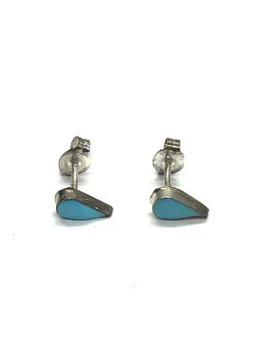 Zuni handmade earrings. Sterling silver earrings with turquoise stones. 0.55 grams total weight. 
