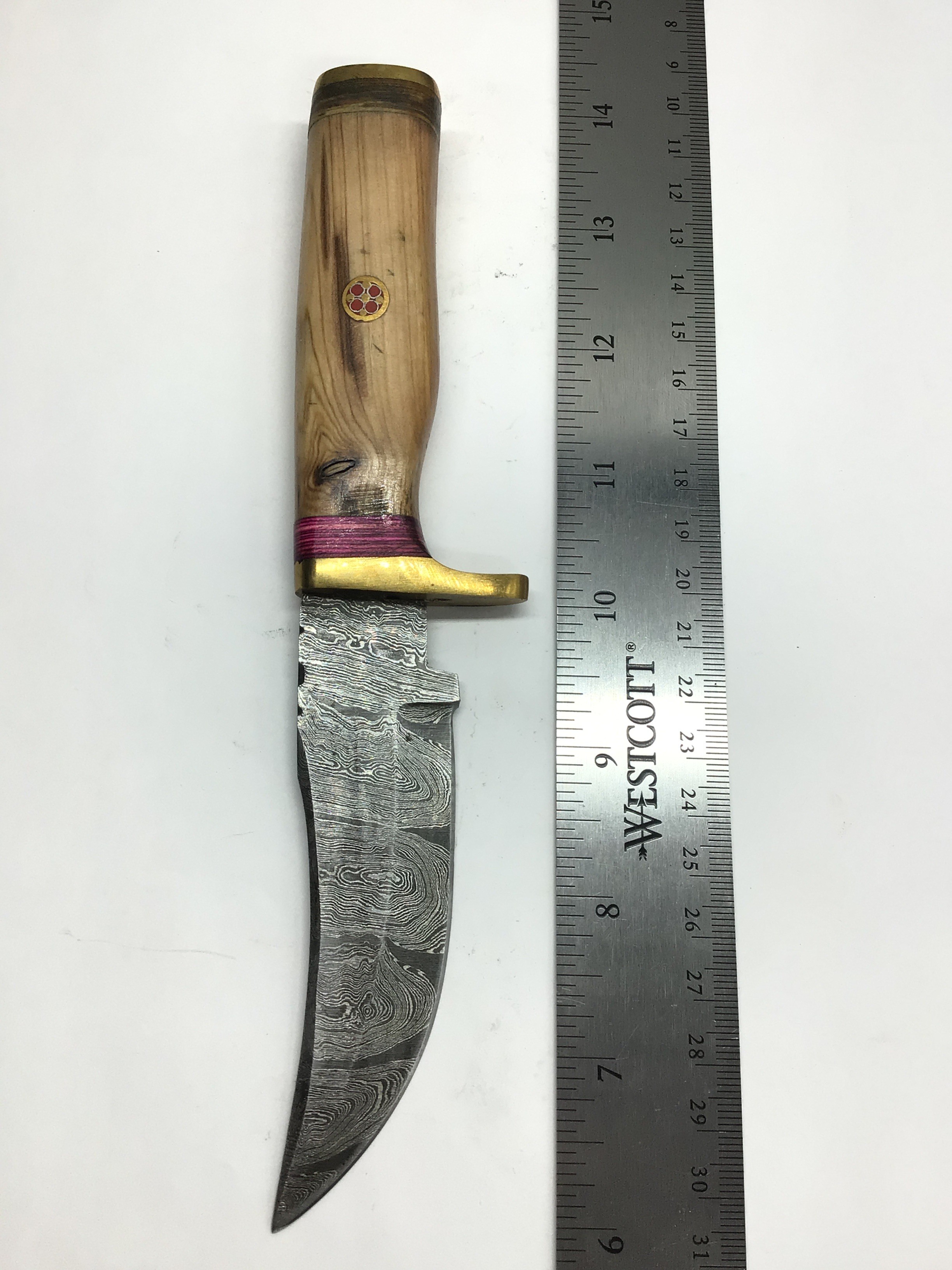 Damascus skinning knife