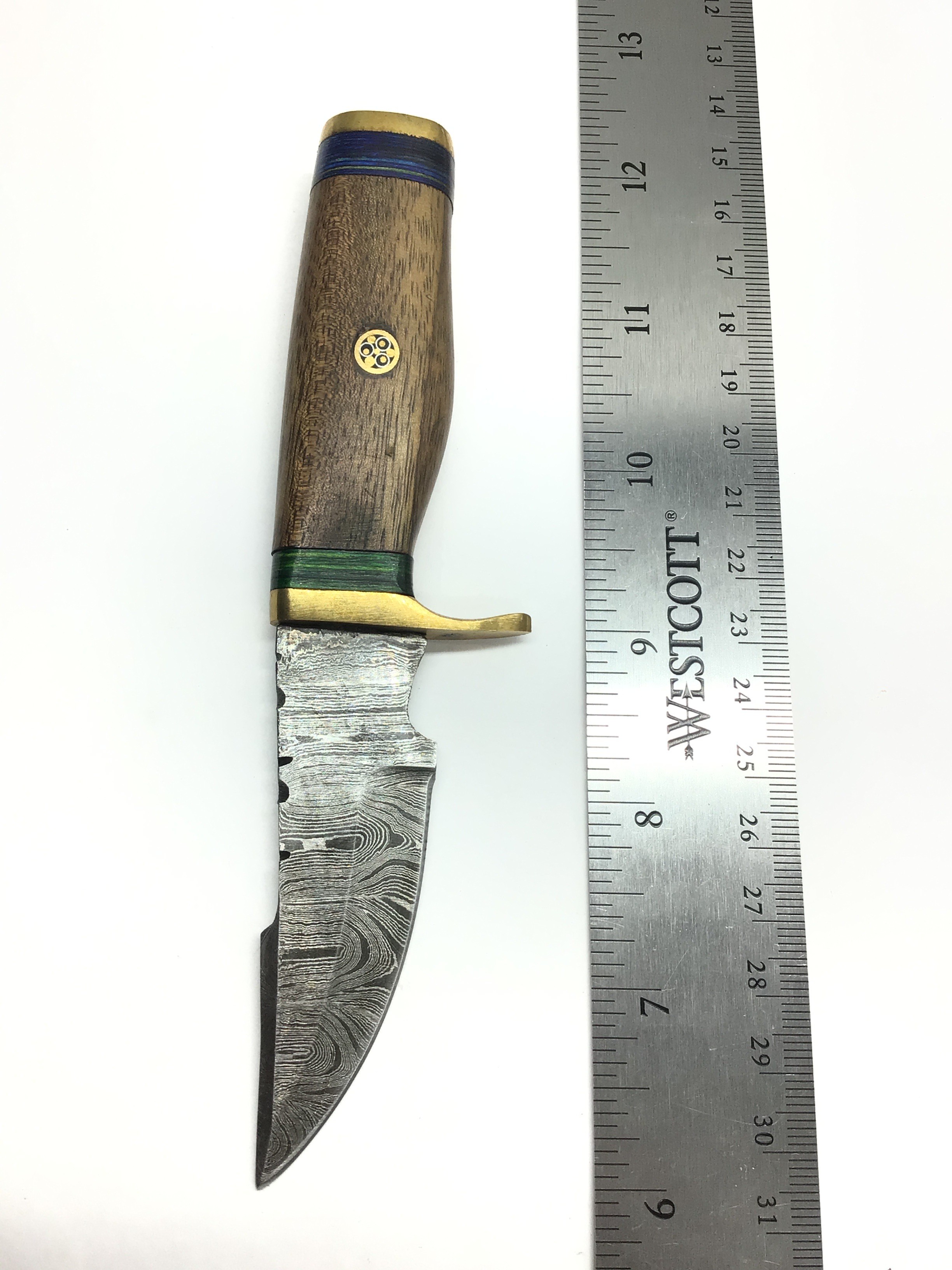 Damascus skinning knife