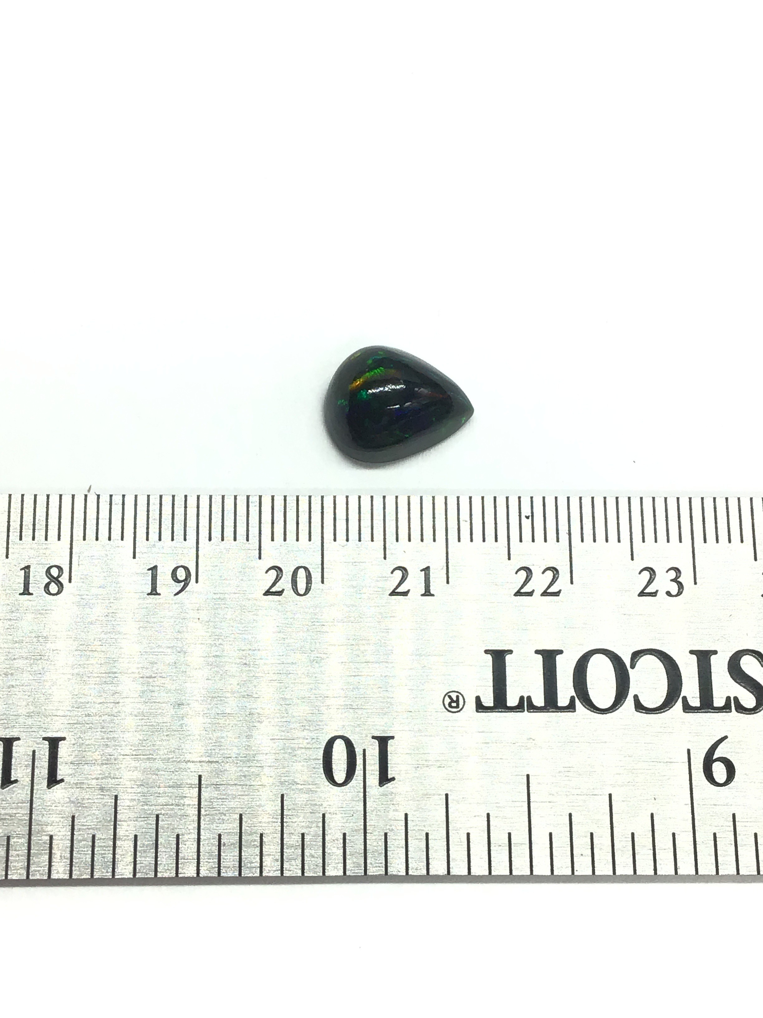 Opal cabachon