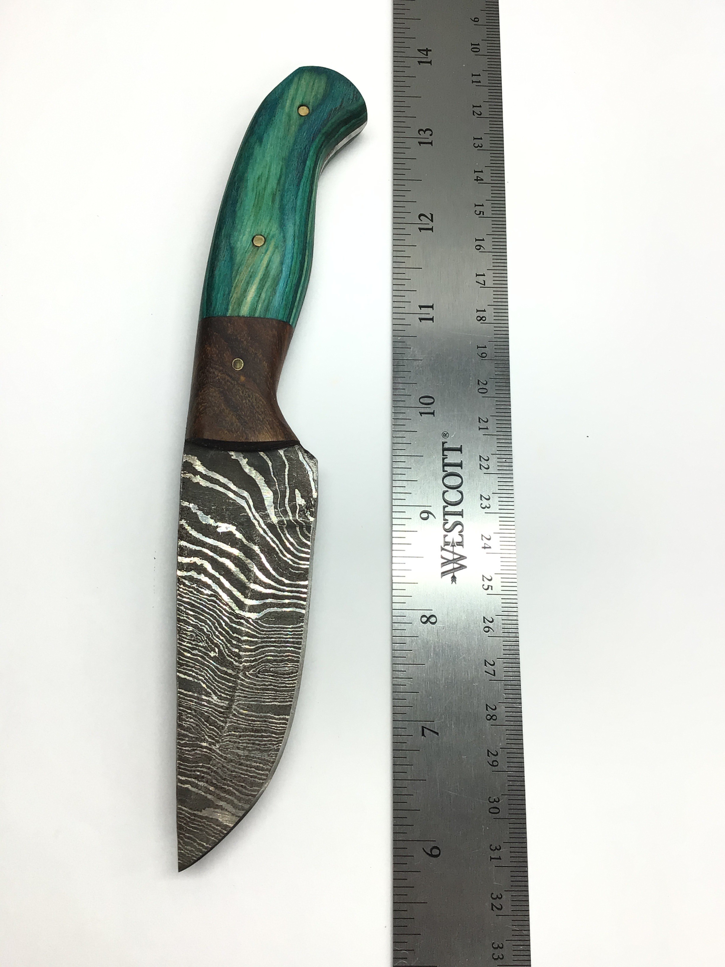 Damascus skinning knife