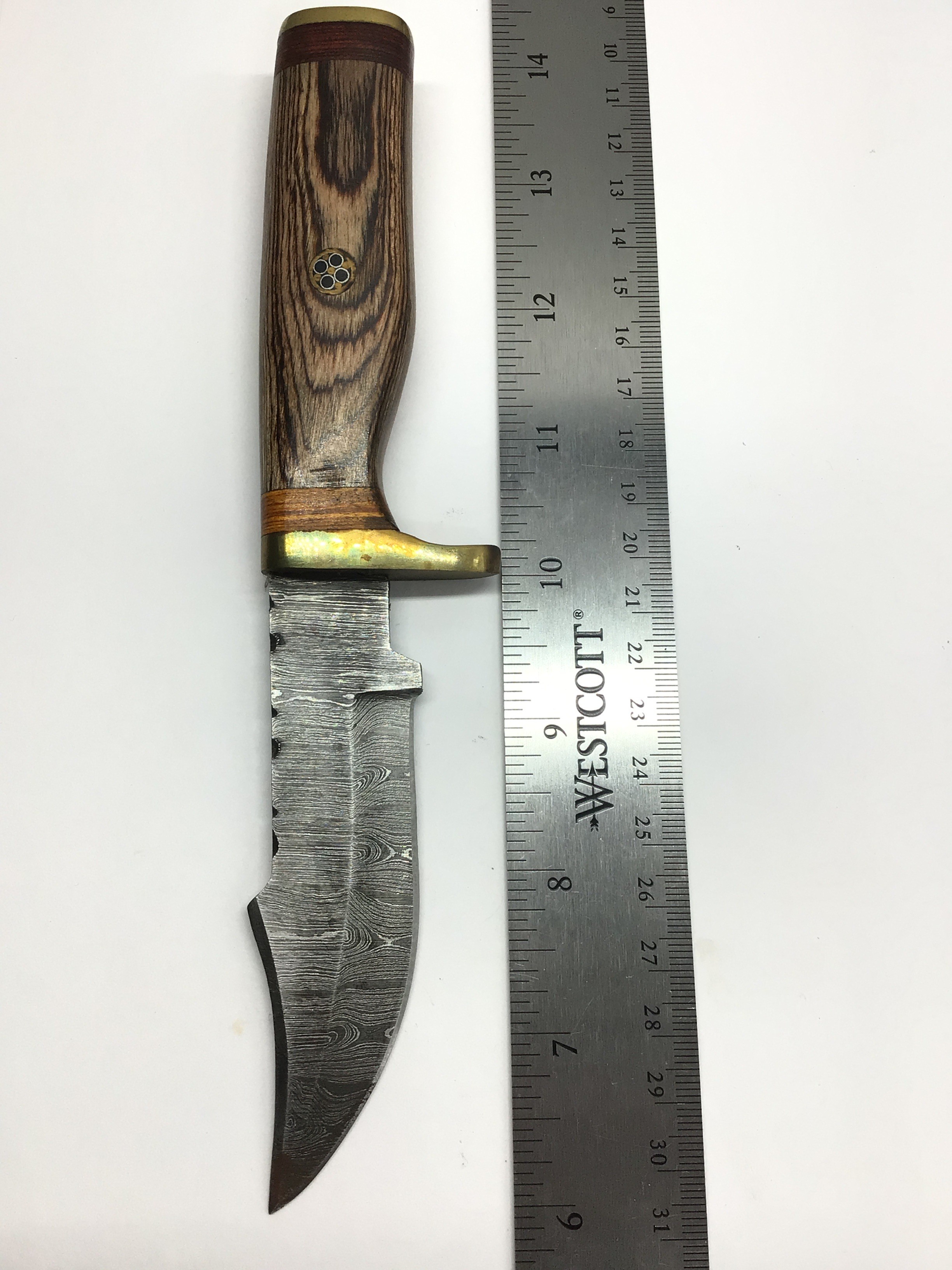 Damascus skinning knife