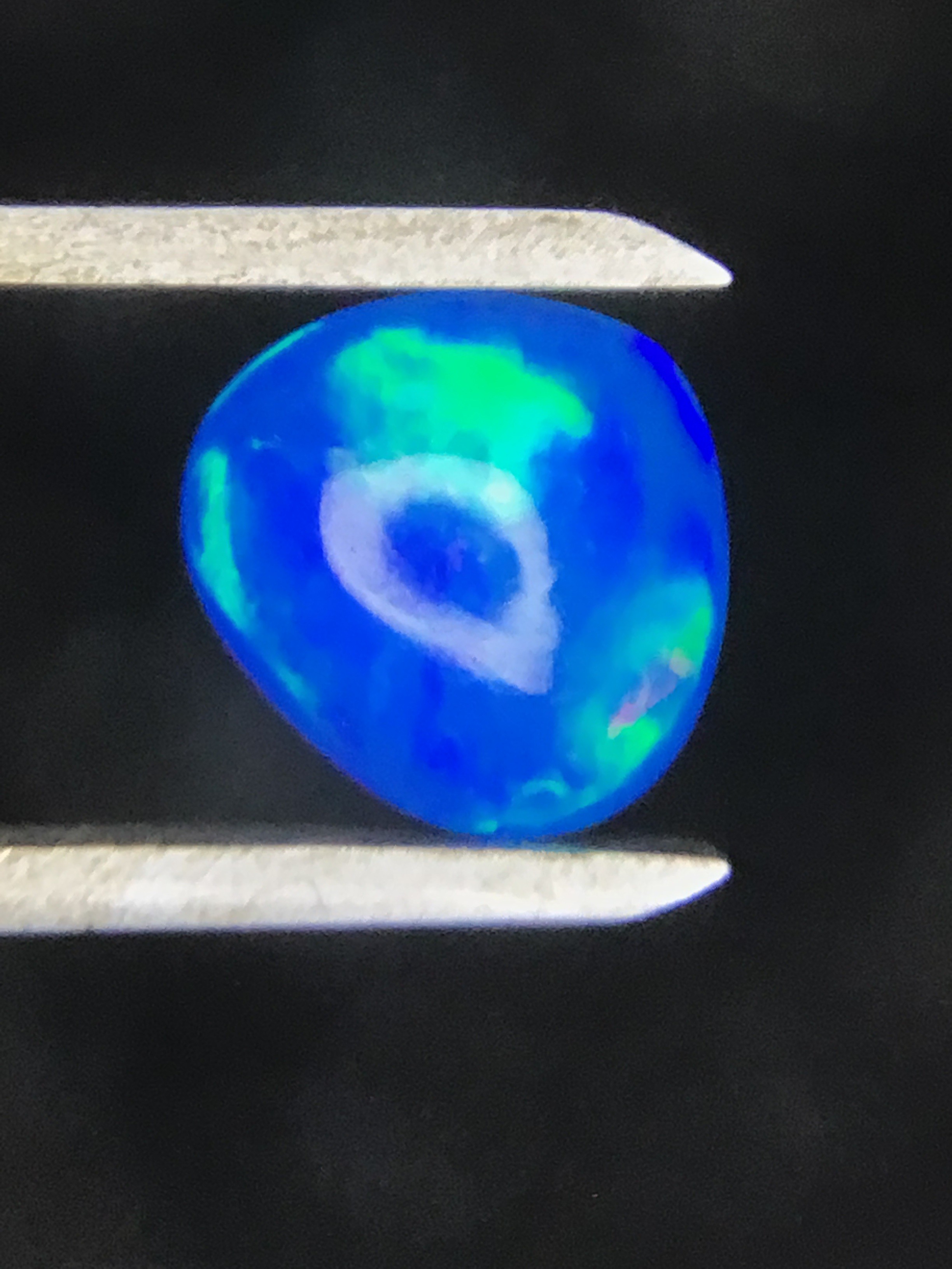 Opal cabachon