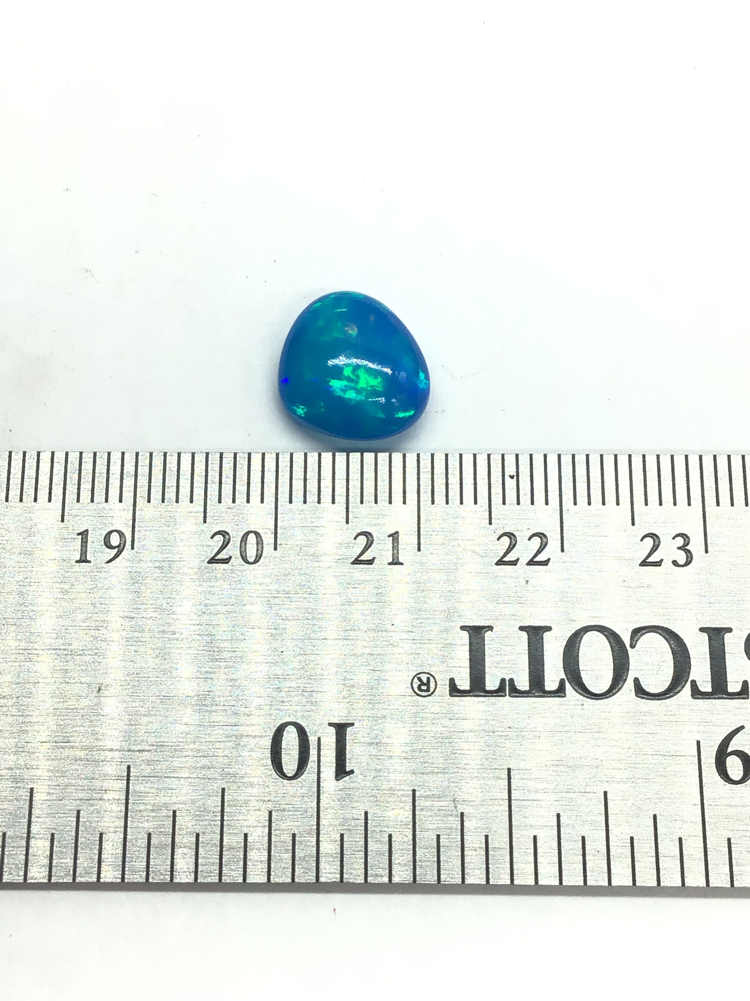 Opal cabachon