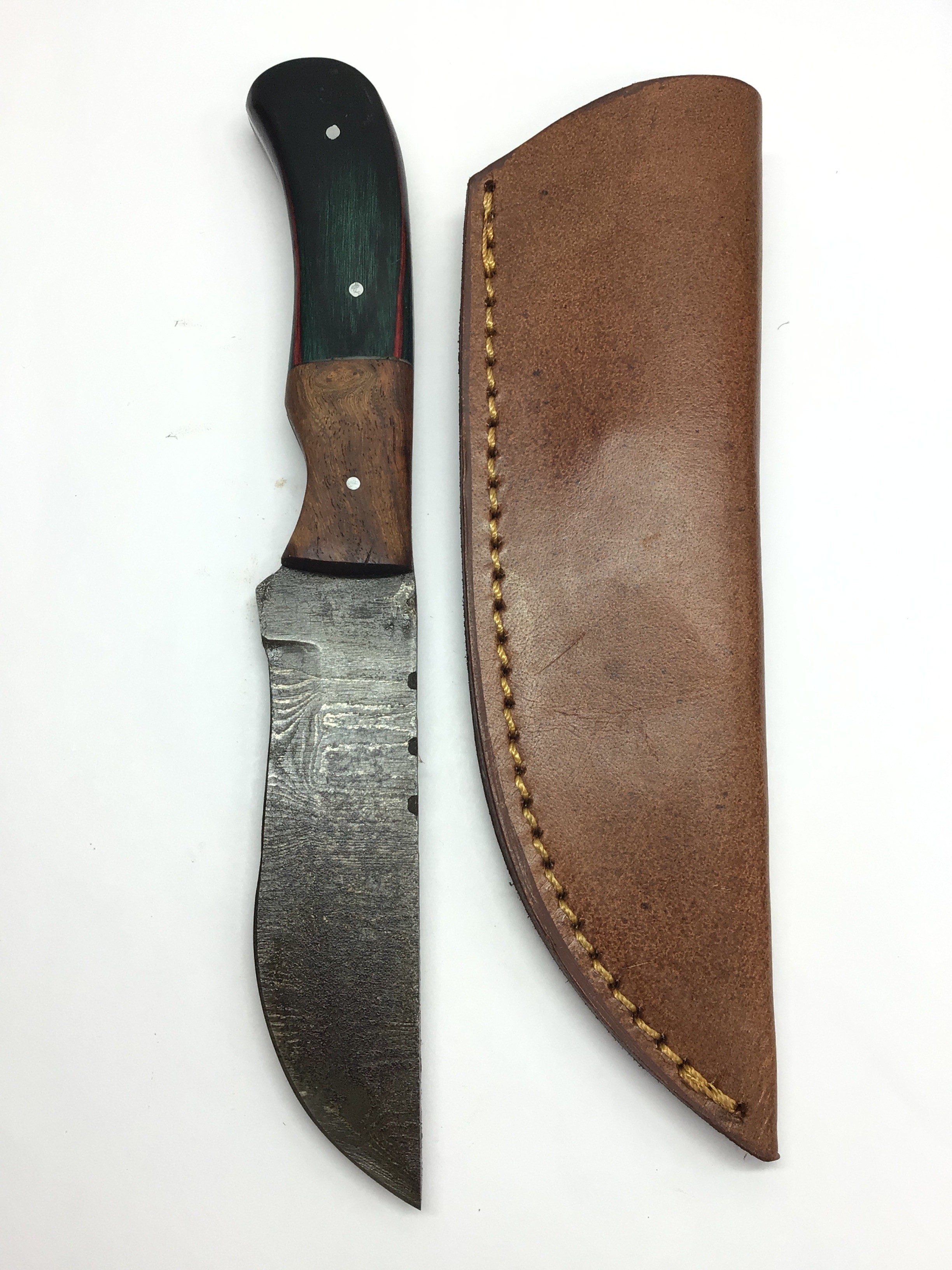 Damascus skinning knife