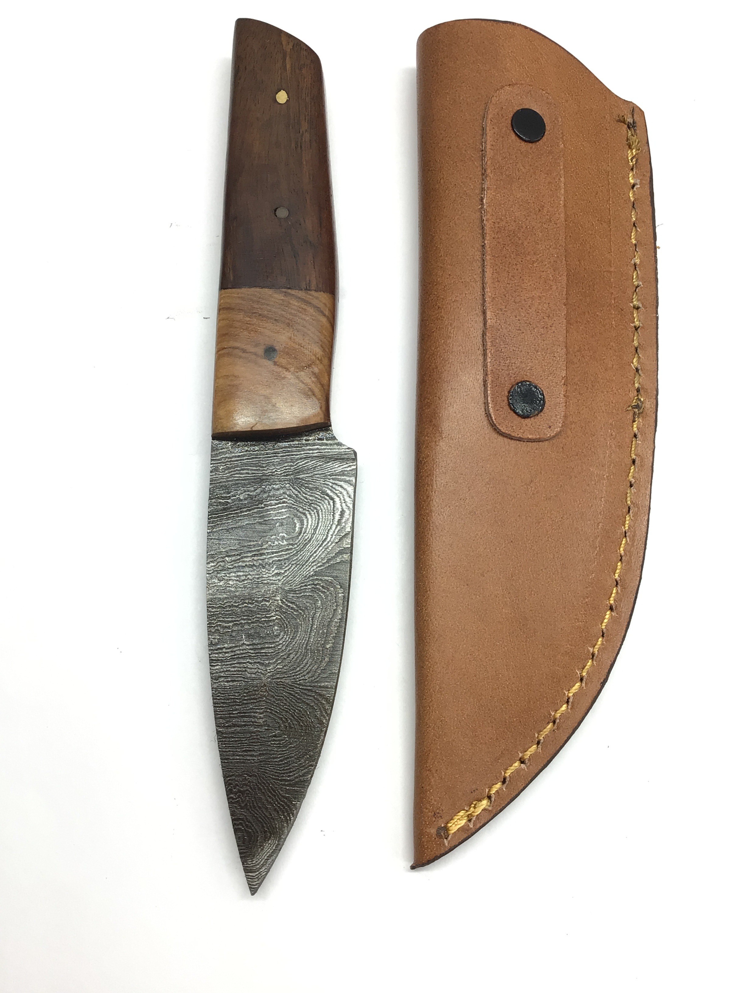 Damascus skinning knife