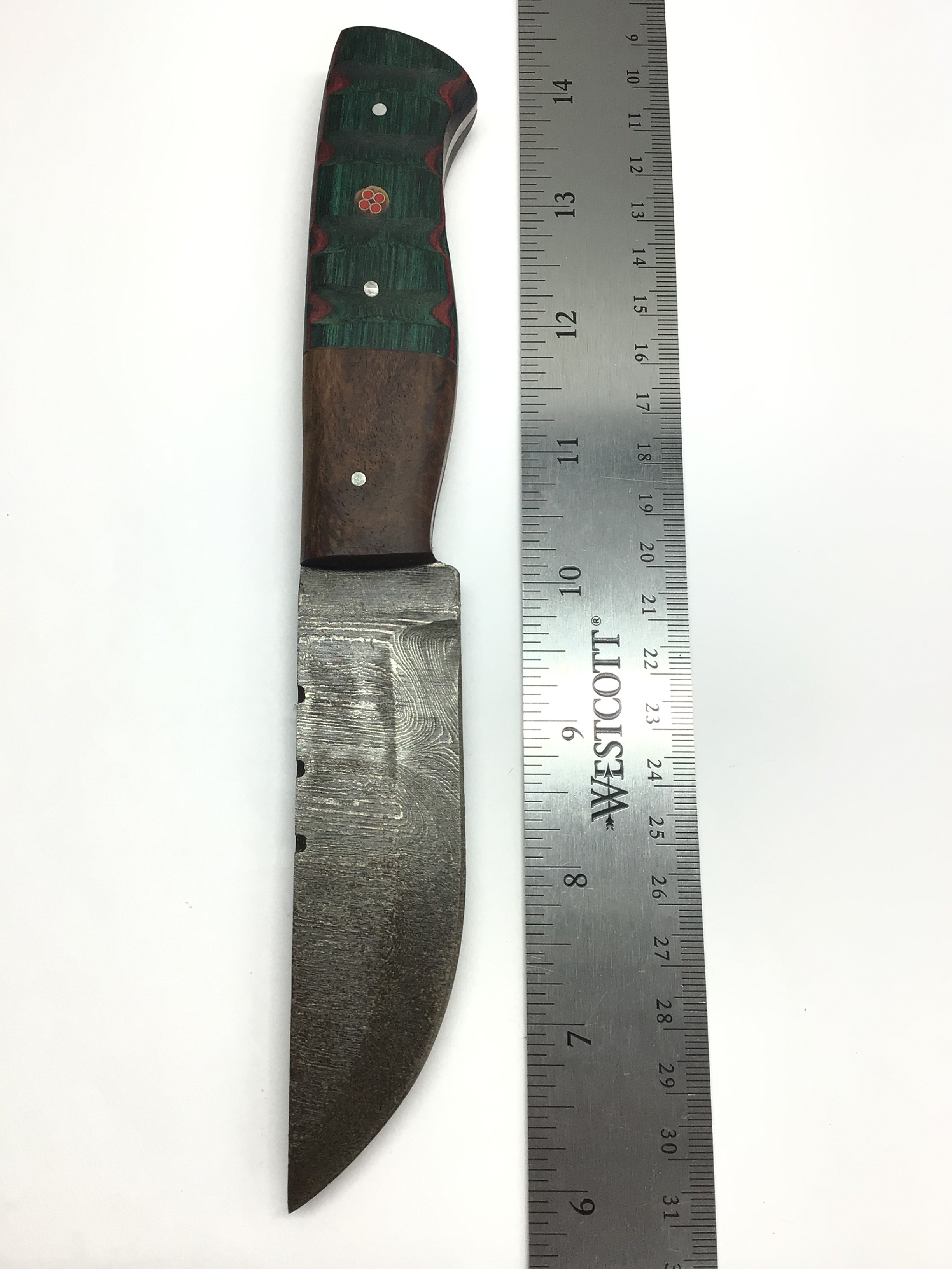 Damascus skinning knife