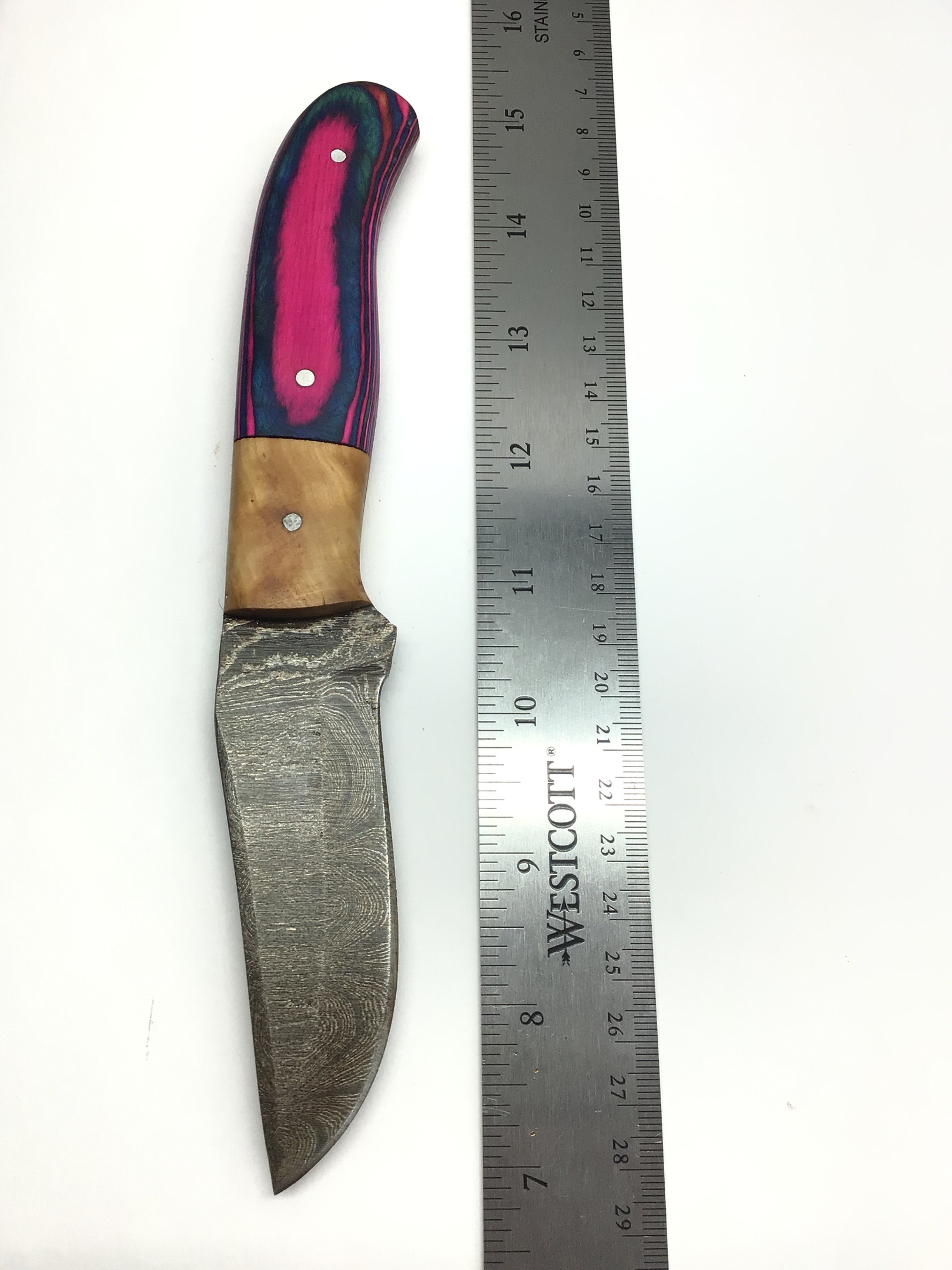 Damascus skinning knife