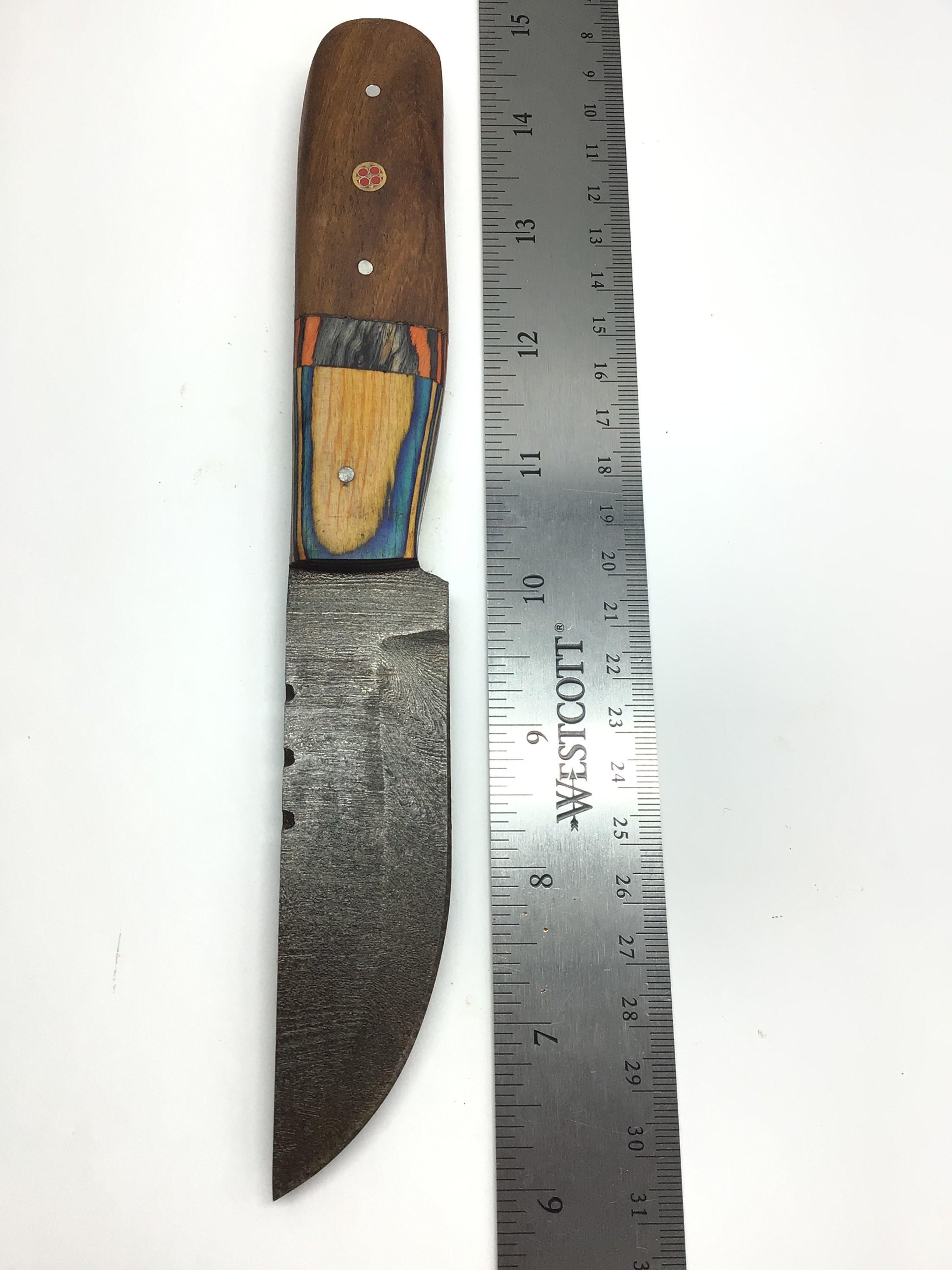 Damascus skinning knife