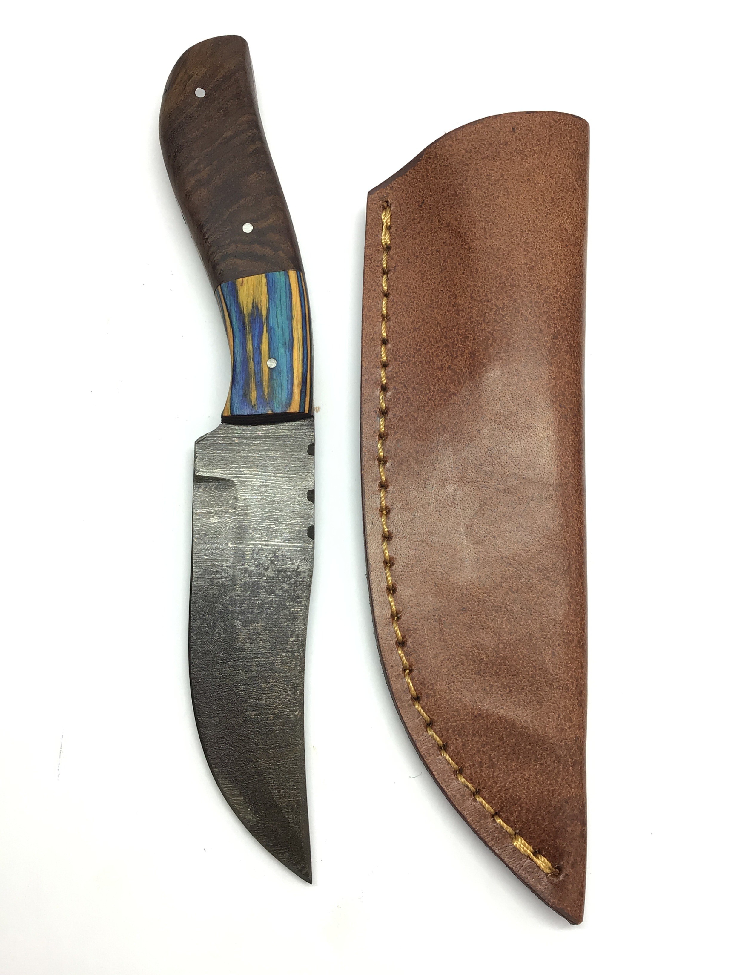Damascus skinning knife