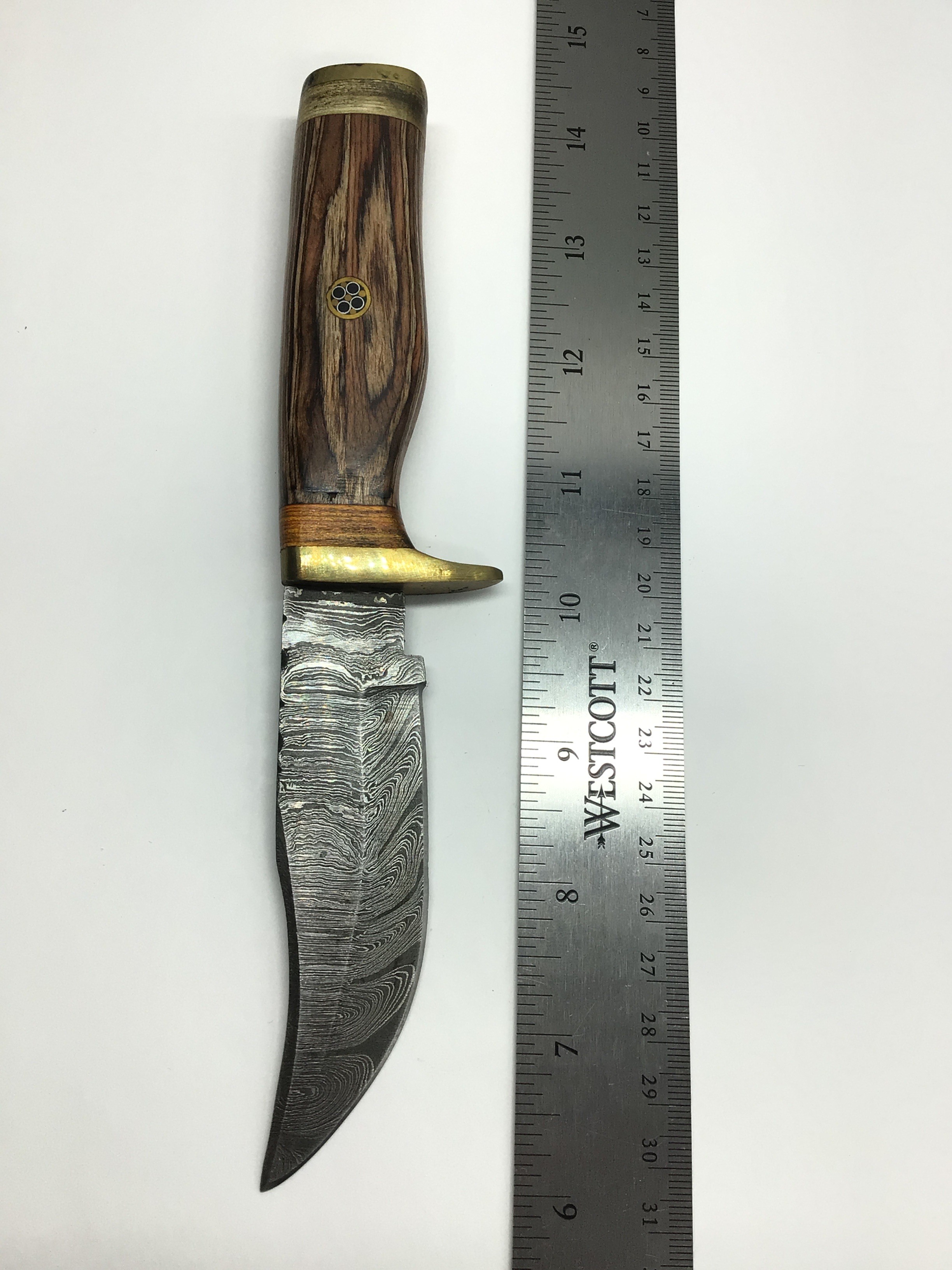 Damascus skinning knife
