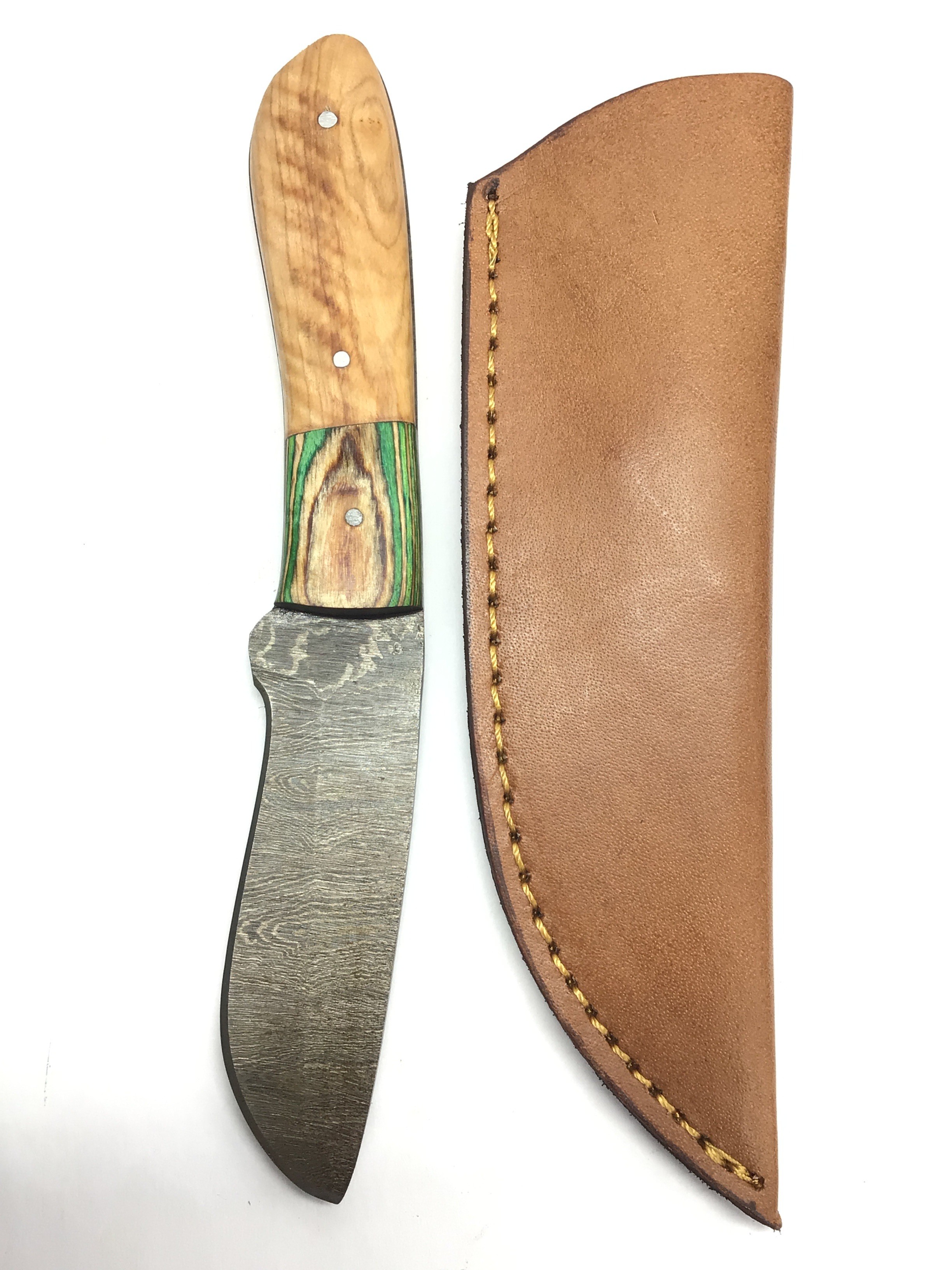 Damascus skinning knife