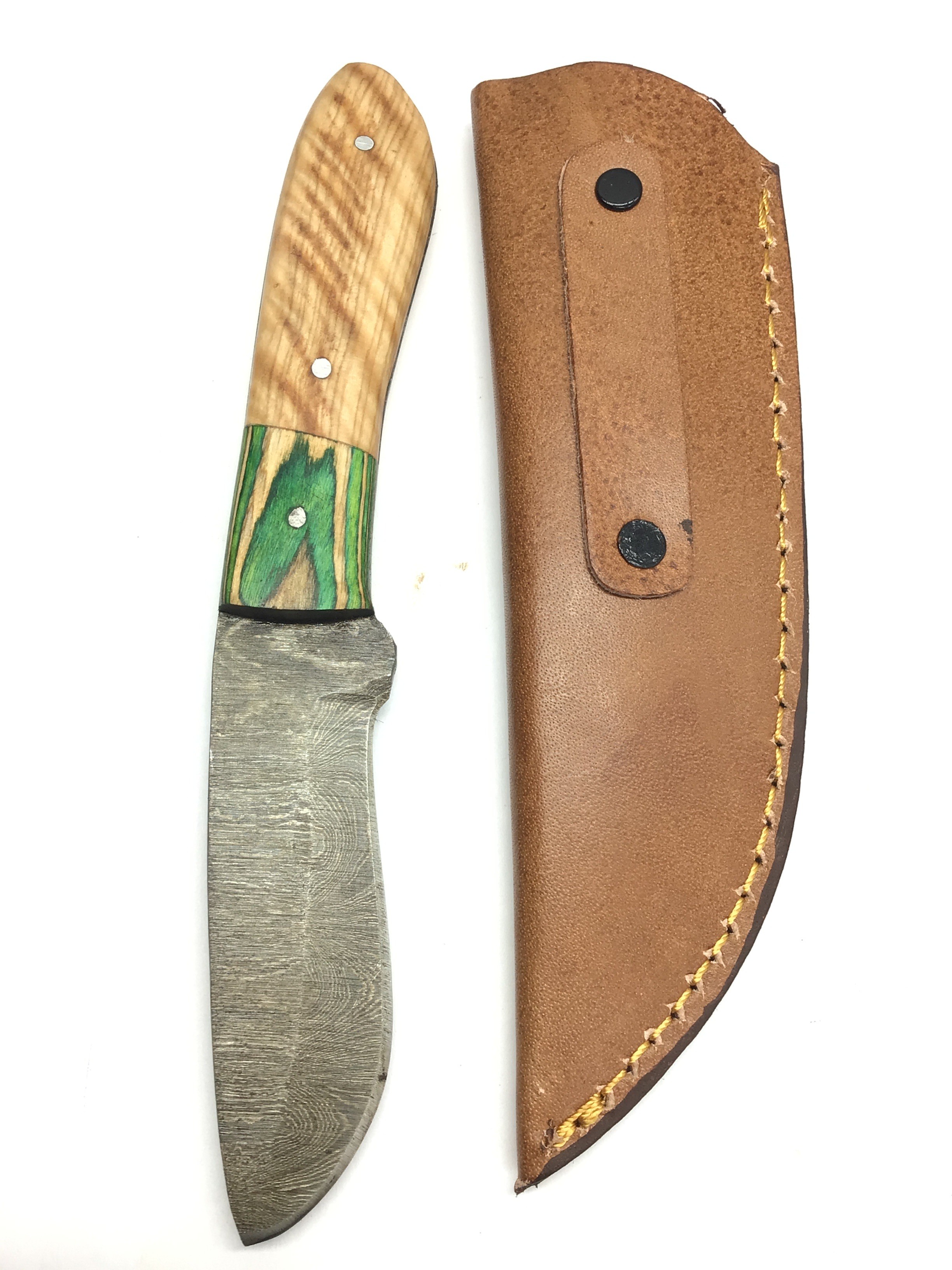 Damascus skinning knife