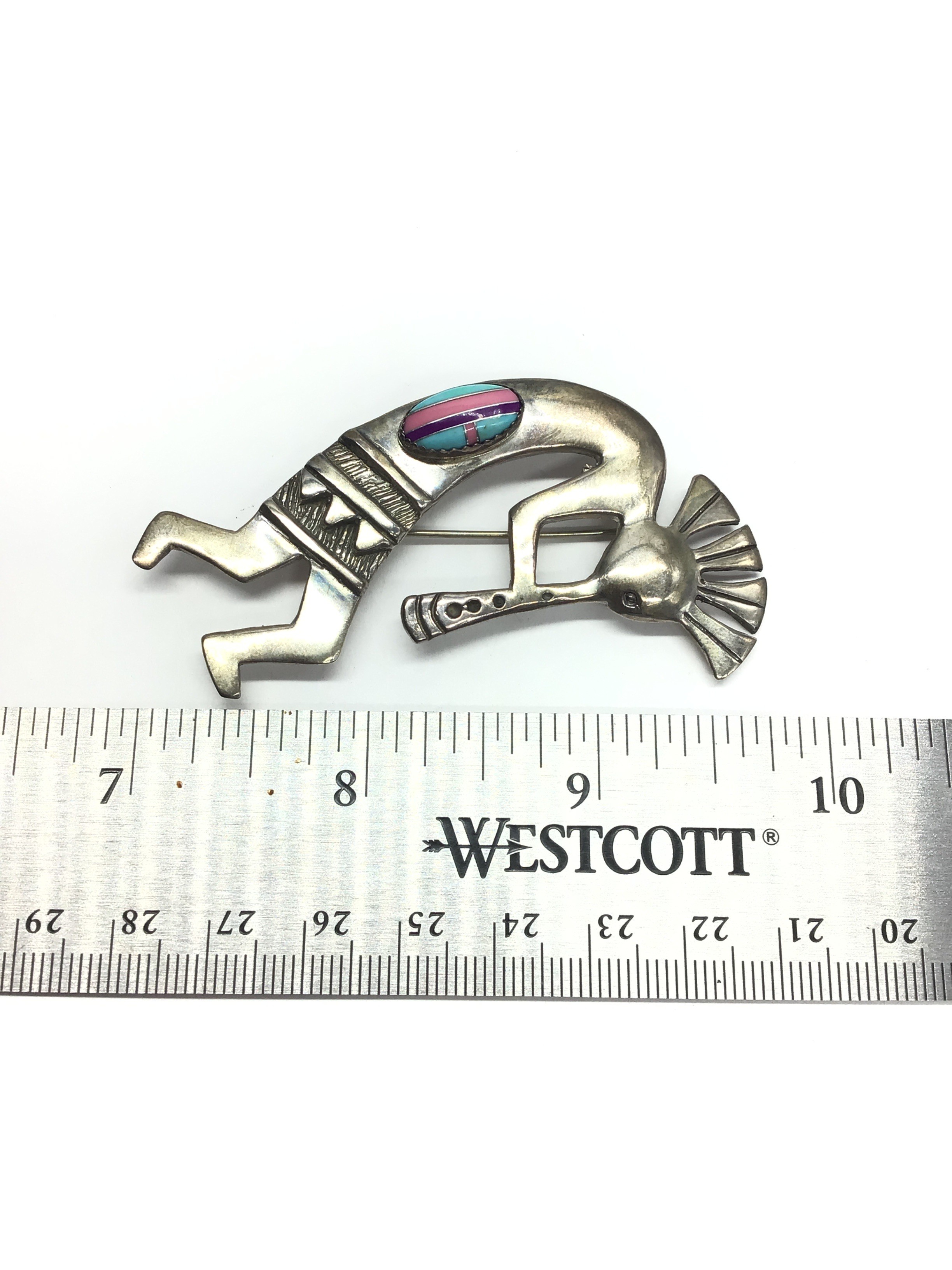 Avail handmade pendant/brooch