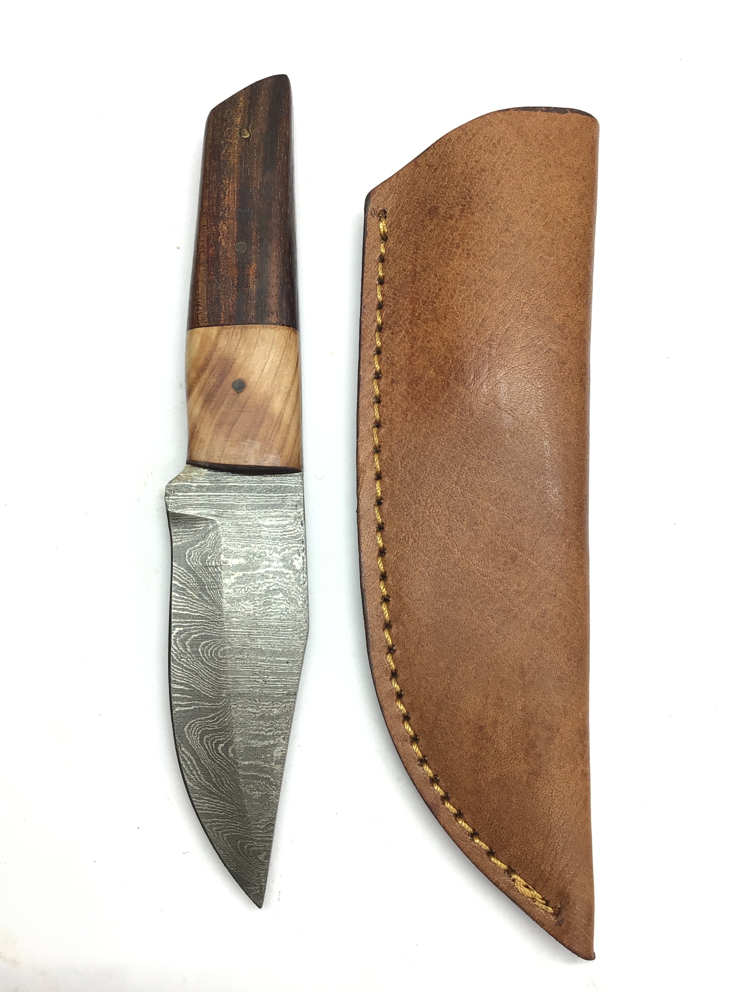 Damascus skinning knife