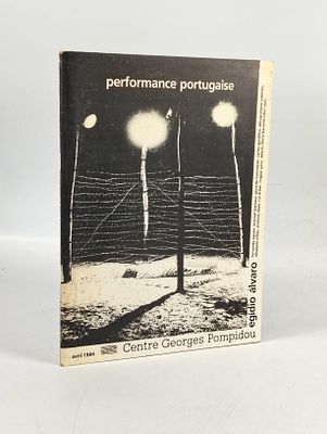 CAT&Aacute;LOGOS DE ARTISTA &Aacute;LVARO (Eg&iacute;dio). PERFORMANCE Portugaise. S.l.: Centre Georges Pompidou, 1984. 