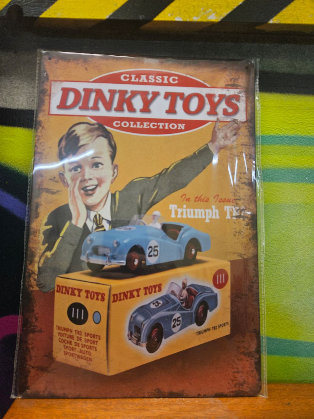 Lot 186 – DeAgostini Classic Dinky Toys Collection Triumph TR2 Reproduction Metal Advertising Sign
