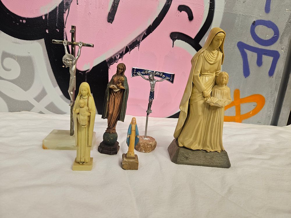 Lot 228 – An Assortment of 20th-Century Religious Figurines and Crucifixes