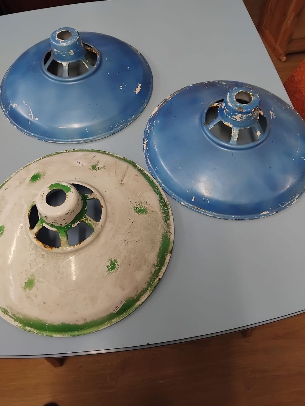 Lot 291 – A Trio of Mid-20th Century Industrial Vitreous Enamelled Pendant Light Shades