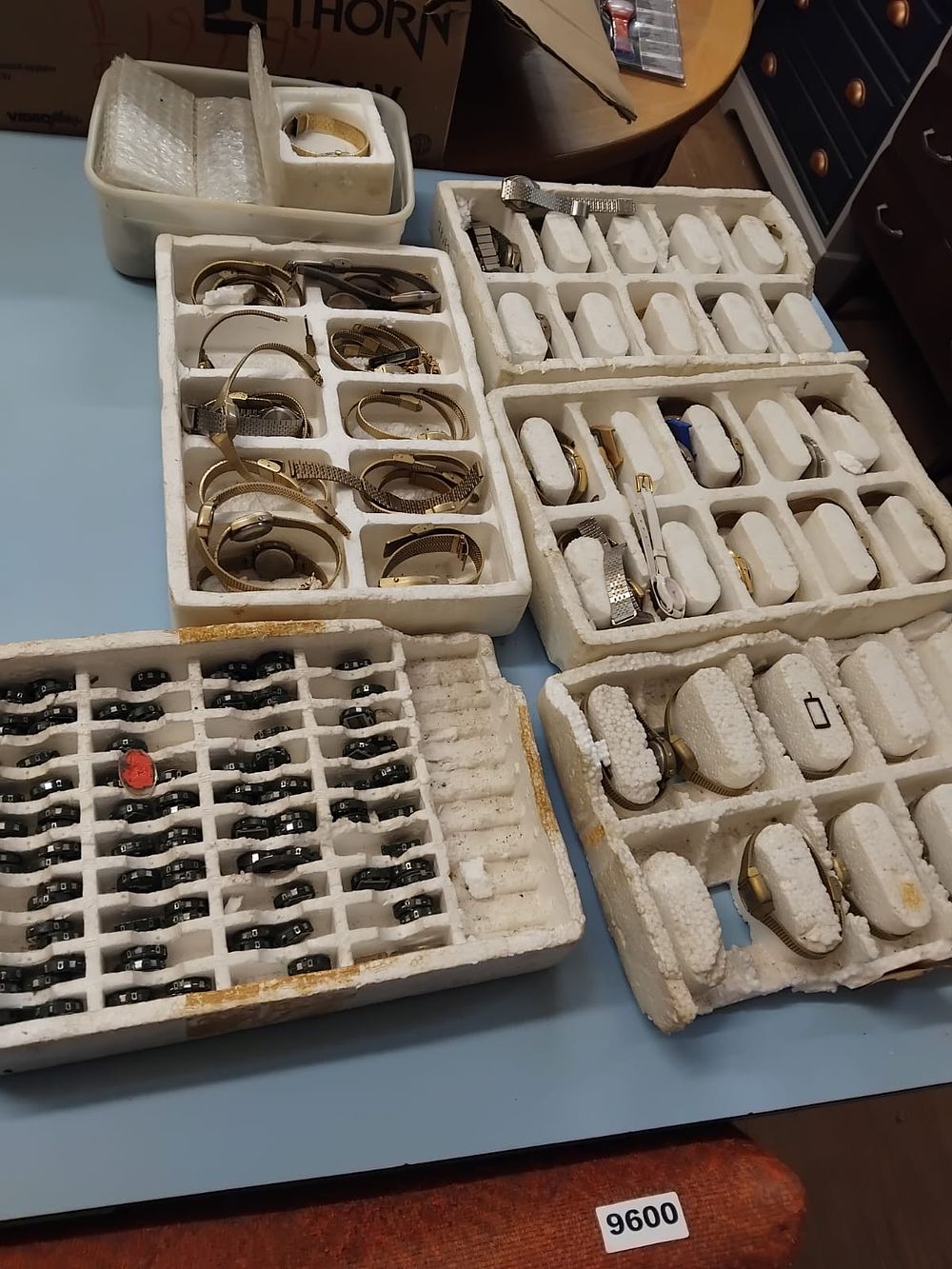 Lot 296a – An Assortment of Wristwatches and Digital Watch Modules