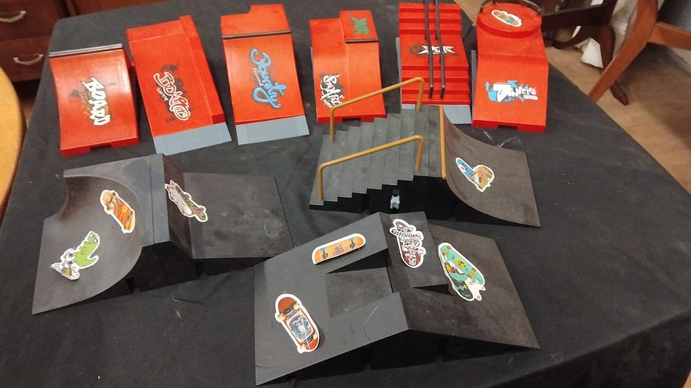 Lot 348 – A Collection of Plastic Fingerboard Skatepark Ramps and Obstacles