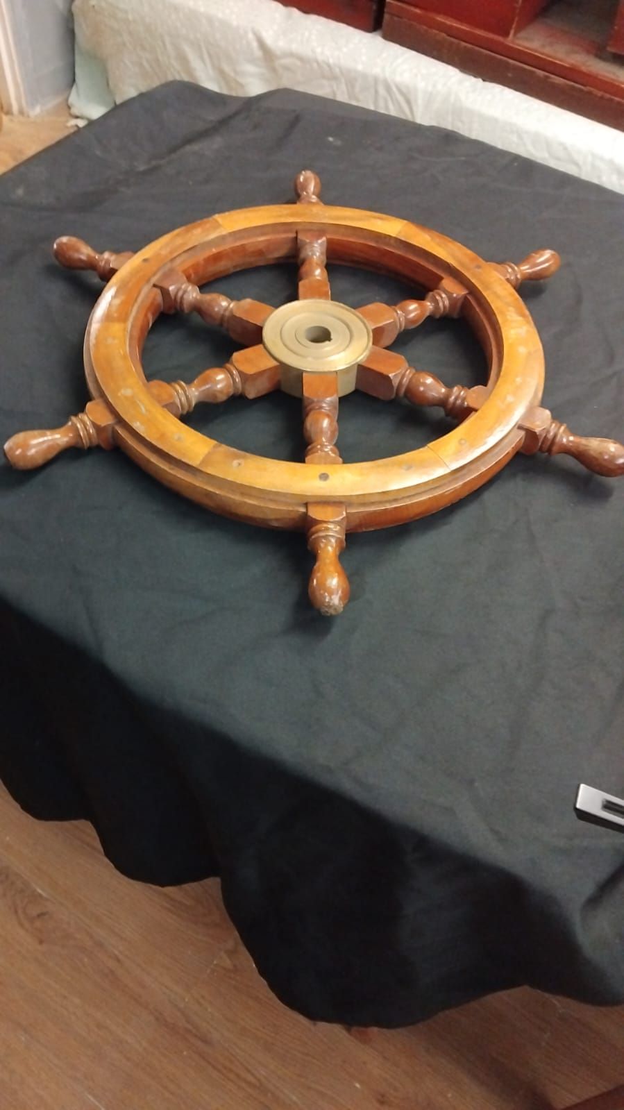 Lot 350 – A 20th Century Hardwood and Brass Eight-Spoke Nautical Ship Steering Wheel