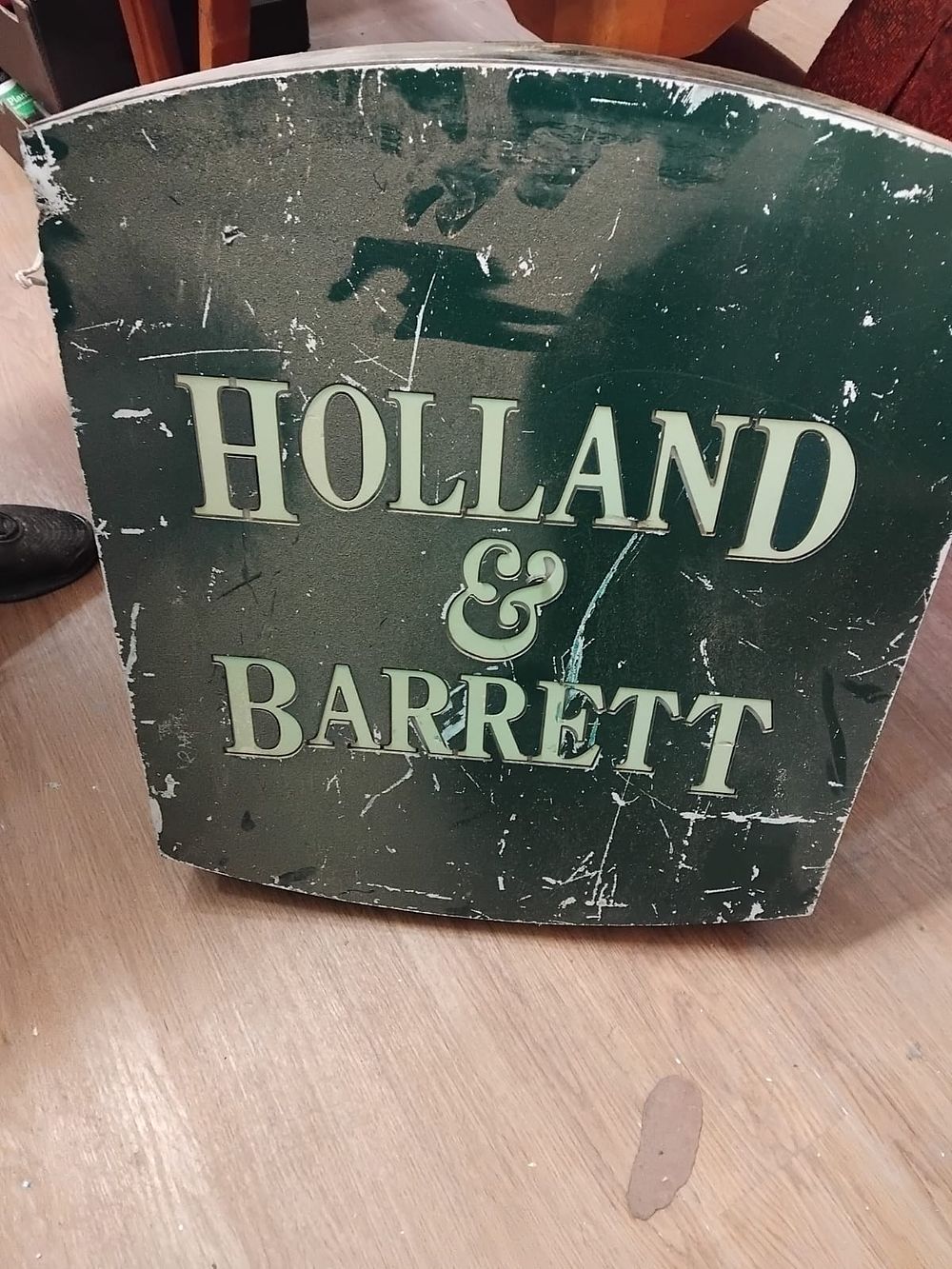 Lot 386 – A Holland & Barrett Curved Shopfront Signage Panel