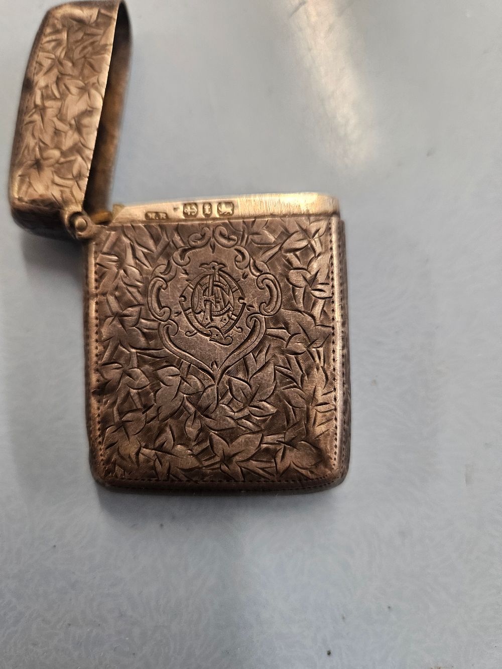 Lot 405 – A late Victorian sterling silver vesta case by Herbert Bushell and Son Birmingham 1893