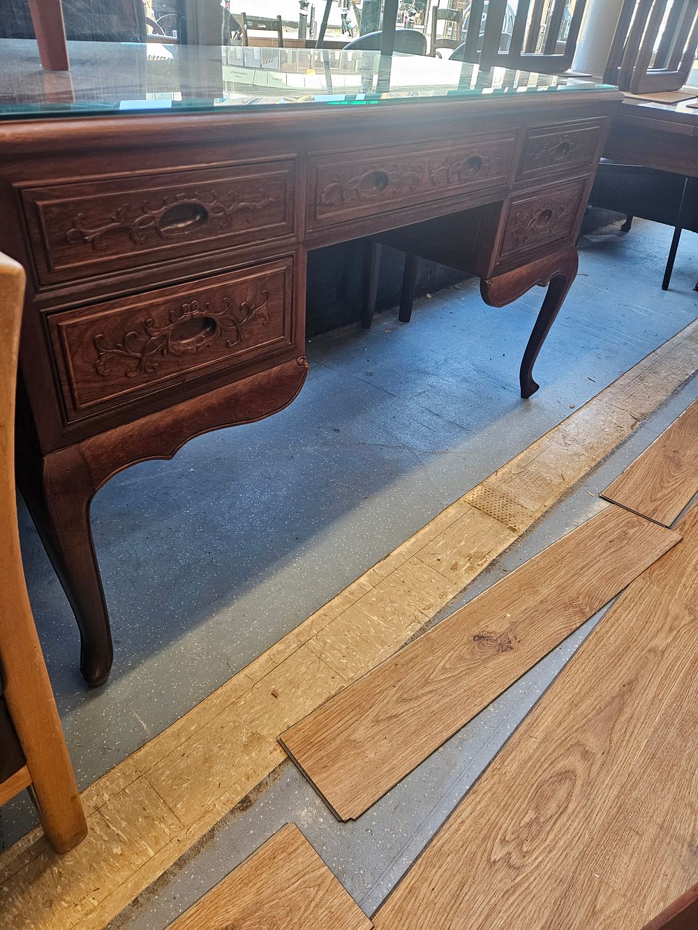 Lot 173 – a chinese hardwood desk
