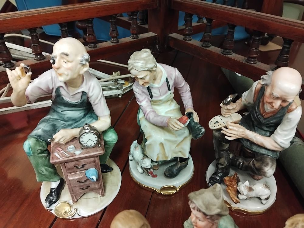 Lot 258a – A Collection of Four Capodimonte Style Porcelain Character Figurines