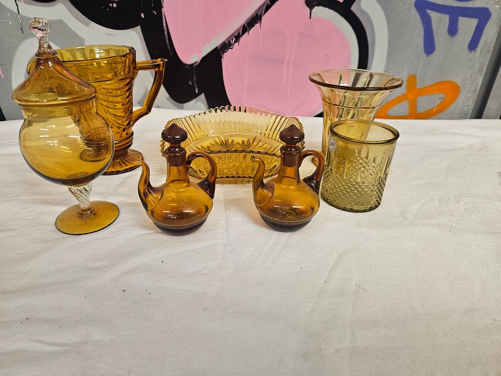 Lot 355 – A Collection of Vintage Amber Glassware including Pieces in the Style of Indiana Glass Tiara Sandwich