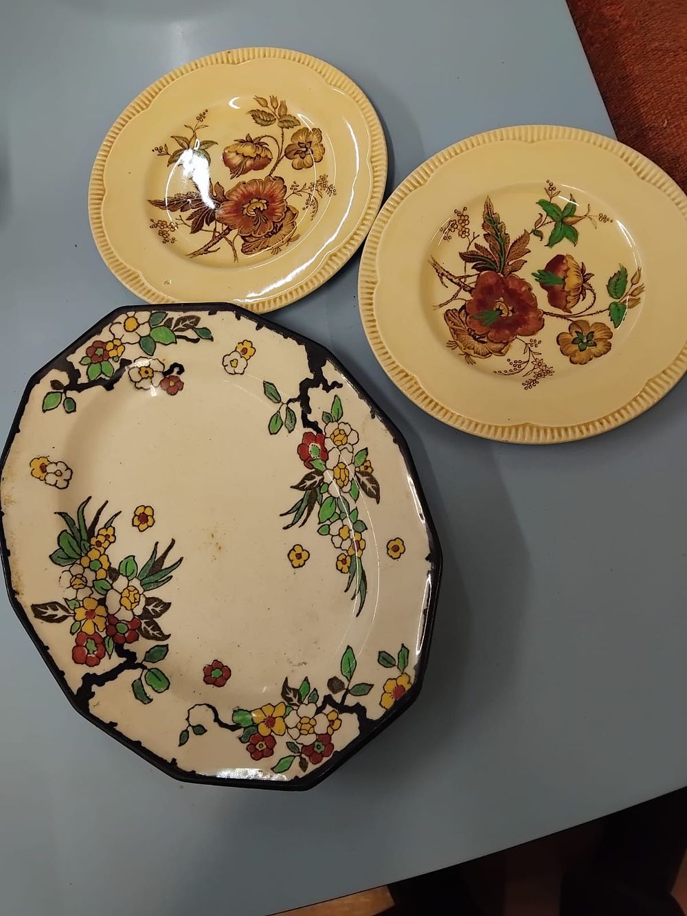 Lot 366 – A Trio of Staffordshire Earthenware Tableware including Clarice Cliff Side Plates and a Woburn Pattern Platter