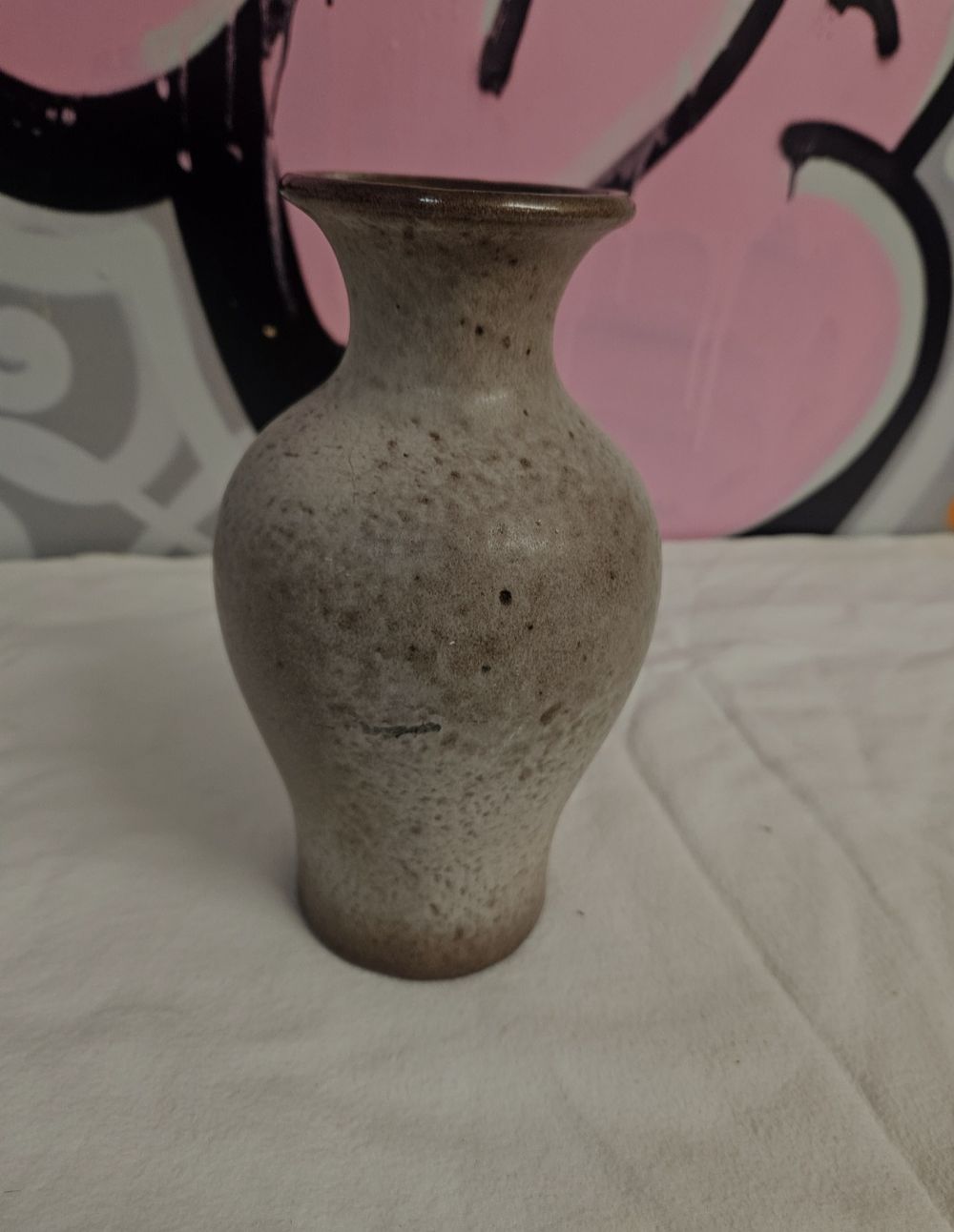 Lot 400 – A Scheurich Keramik West German Art Pottery Vase Shape 799-22