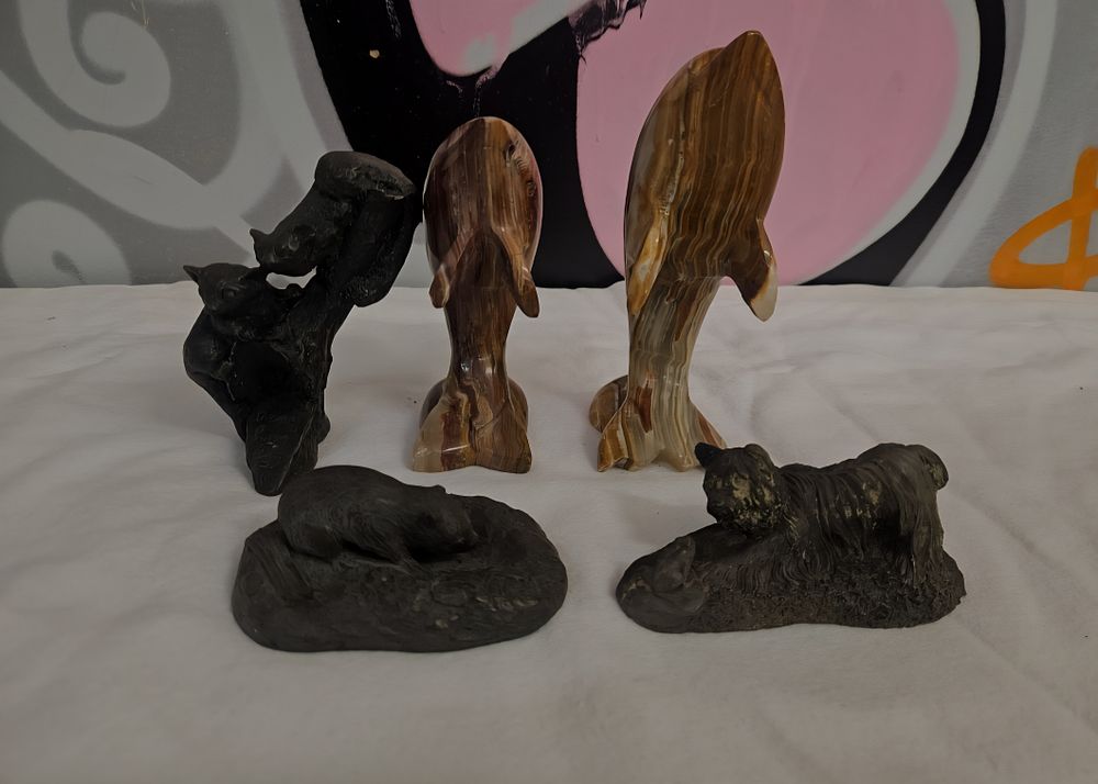 Lot 401 – A Collection of Carved Stone and Moulded Composite Animal Figurines