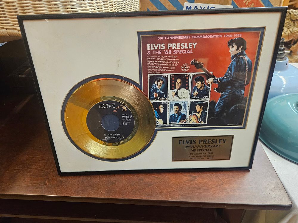 Lot 199 – Elvis Presley 30th Anniversary 68 Special Framed 24 Carat Gold Plated Record and Stamps