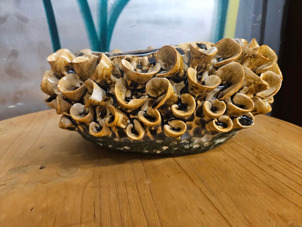 Lot 209 – A Sculptural Encrusted Studio Pottery Stoneware Bowl