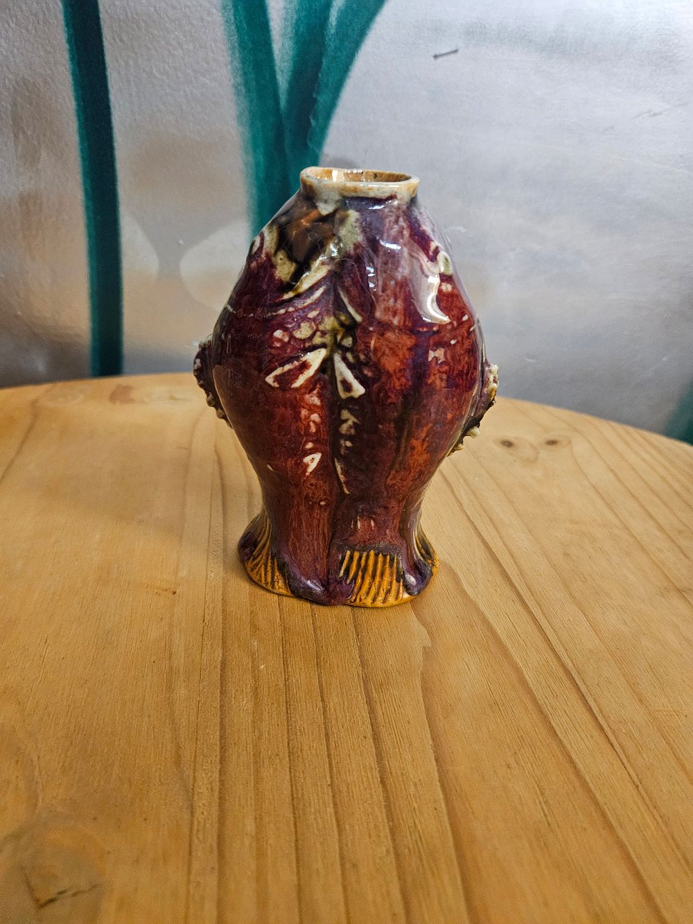 Lot 211 – Mid-20th-Century Figural Fish Gurgle Jug in the Style of Fosters Pottery