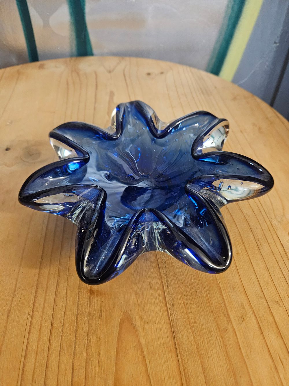 Lot 213 – Mid-Century Sommerso Art Glass Star Bowl in the style of Murano