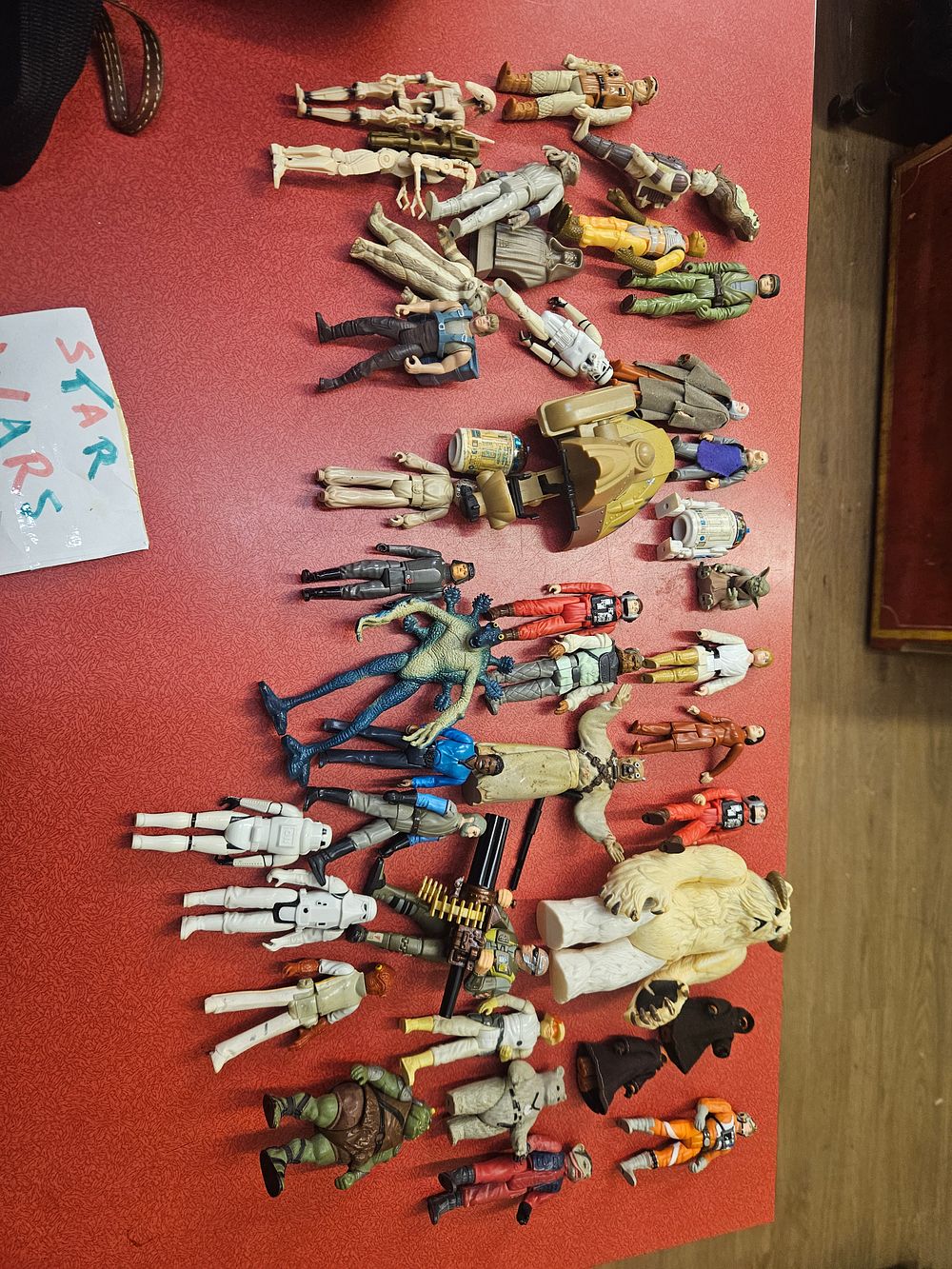 Lot 254 – An Assortment of Star Wars Action Figures and Vehicle Components attributed to Kenner and Hasbro