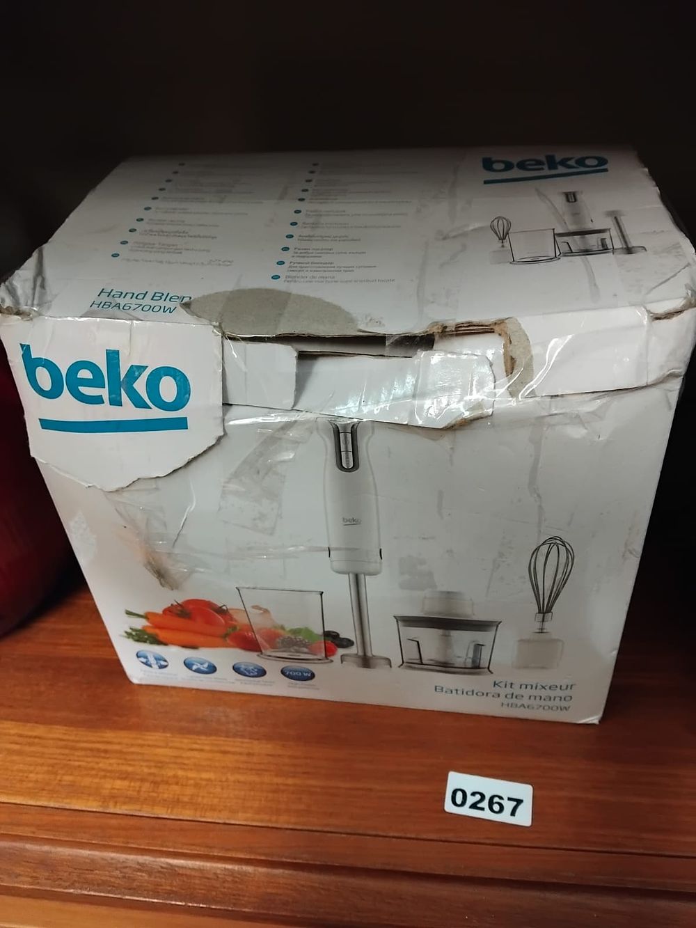 Lot 267 – Beko HBA6700W Hand Blender Set