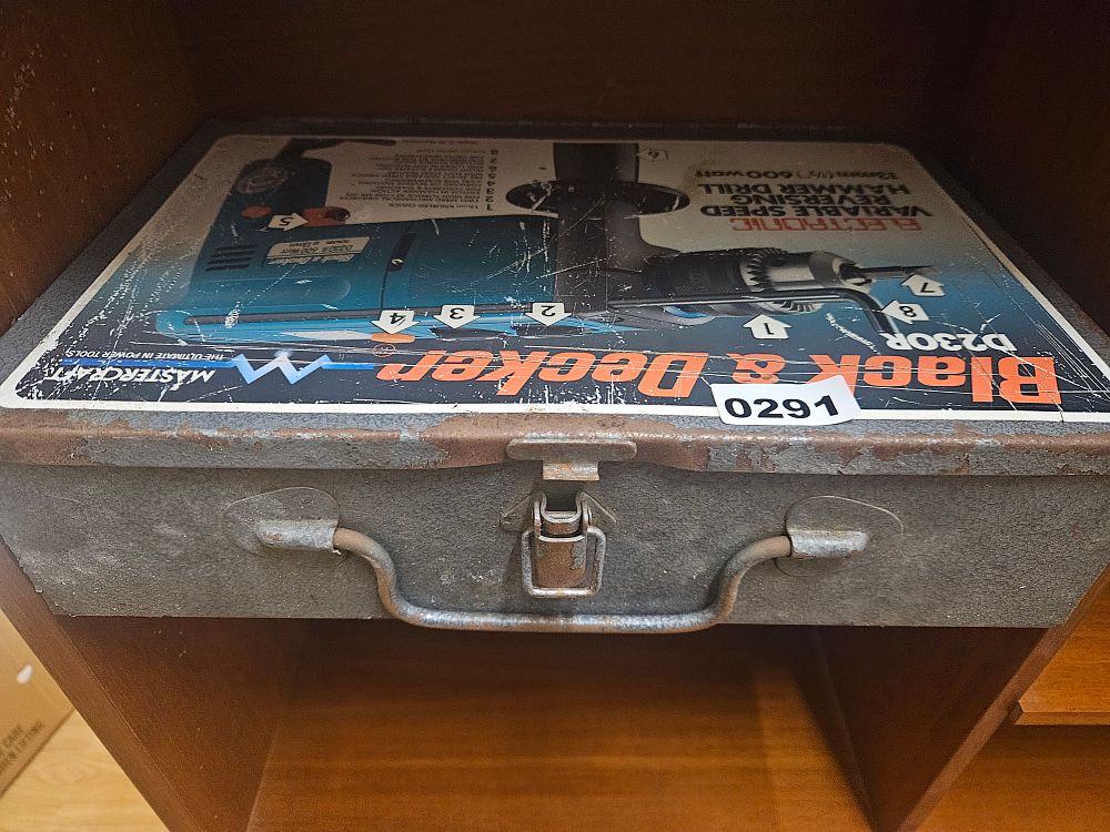 Lot 291 – A Vintage Black & Decker Mastercraft Model D230R Electronic Hammer Drill in Metal Case