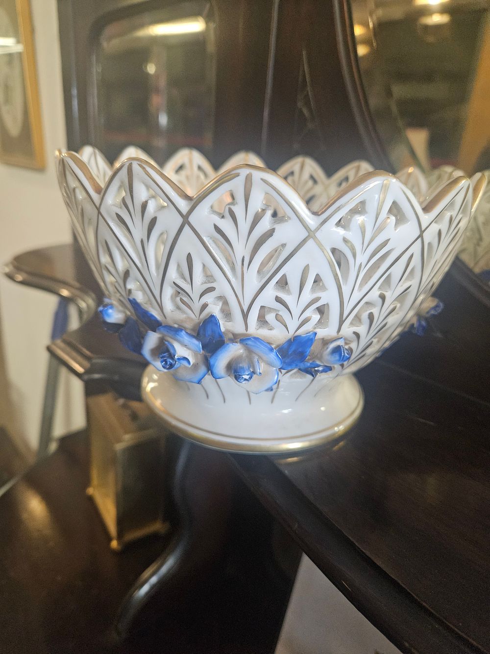 Lot 300x – German Reticulated Porcelain Pedestal Compote by Müller and Co. Volkstedt