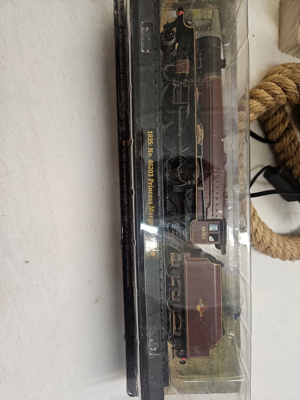 Lot 306 – A Group of Great British Locomotives Static Display Models
