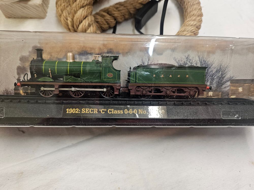 Lot 309 – A Collection of Amercom Great British Locomotives Die-Cast Static Display Models