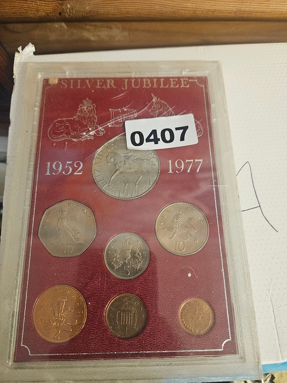 Lot 407 – UK 1977 Silver Jubilee Commemorative Decimal Coin Set