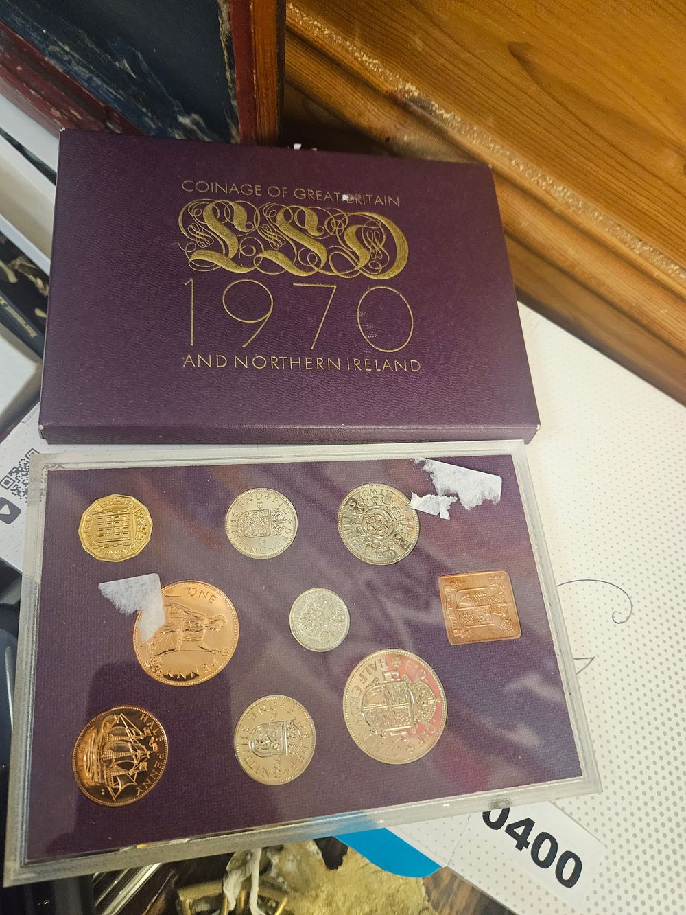 Lot 410 – UK 1970 Proof Coinage Set, Cupro-Nickel/Bronze/Brass, KM-PS26