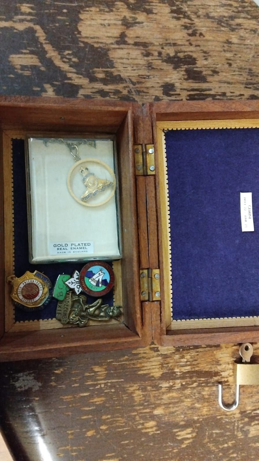 Lot 423 – A Collection of British Commemorative and Organisational Enamel Badges with an RAF Pendant in a Wooden Case