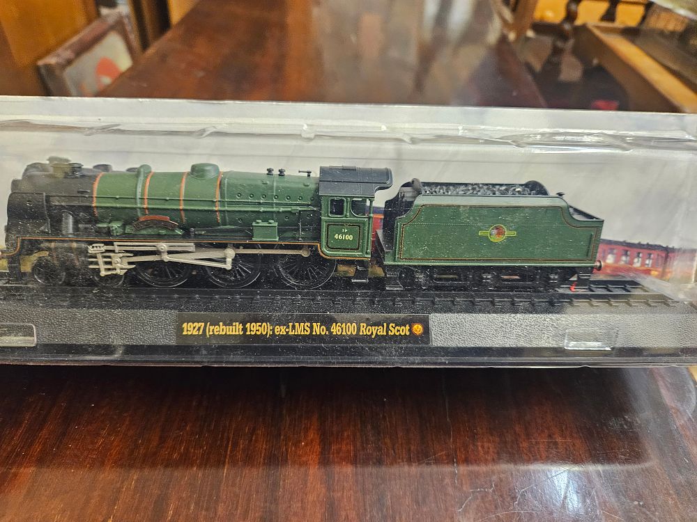 Lot 183 – Hornby OneOne Collection 1:100 Scale Static Model of BR Royal Scot Class Locomotive 46100