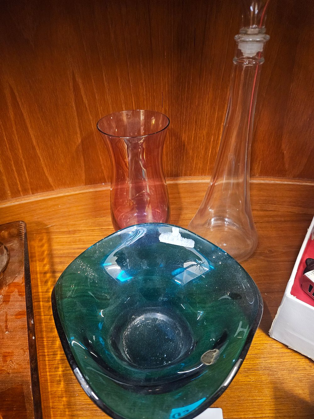Lot 200 – A Trio of 20th-Century European Art Glass Vessels