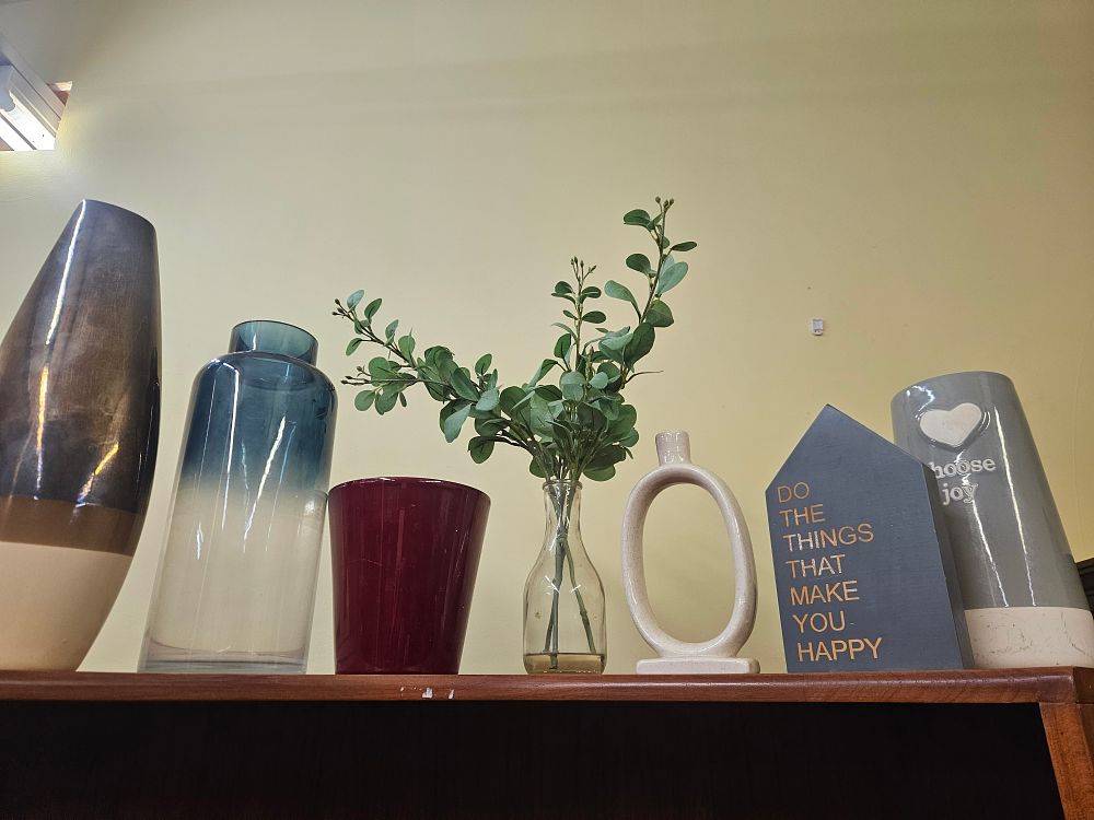 Lot 204 – A Collection of Contemporary Decorative Vases and Home Accessories